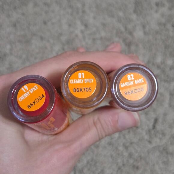 NYX Duck Plump Lip Gloss Bundle of 3 - Cherry Spice, Clearly Spicy, Bangin Bare - Picture 3 of 3